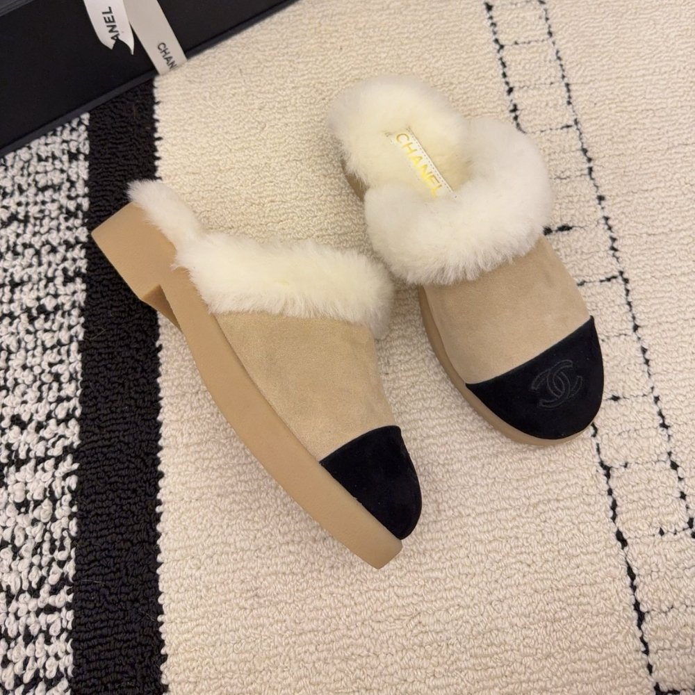 Ch**el Suede Mules Beige G45939 B17918 Nzo91