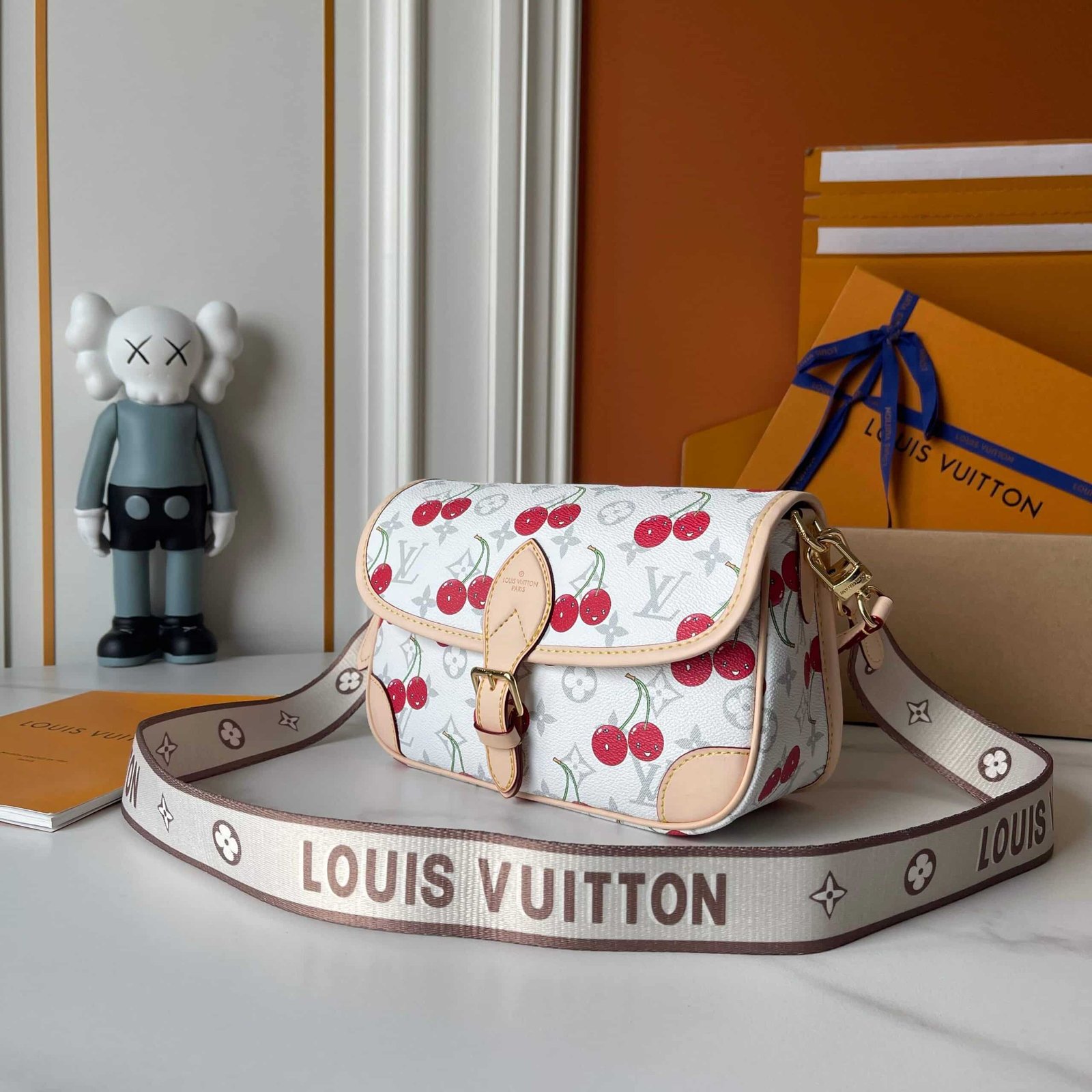 L0vis Vvtt0n X Takashi Murakami Diane Bag Monogram Cherry White 25Cm