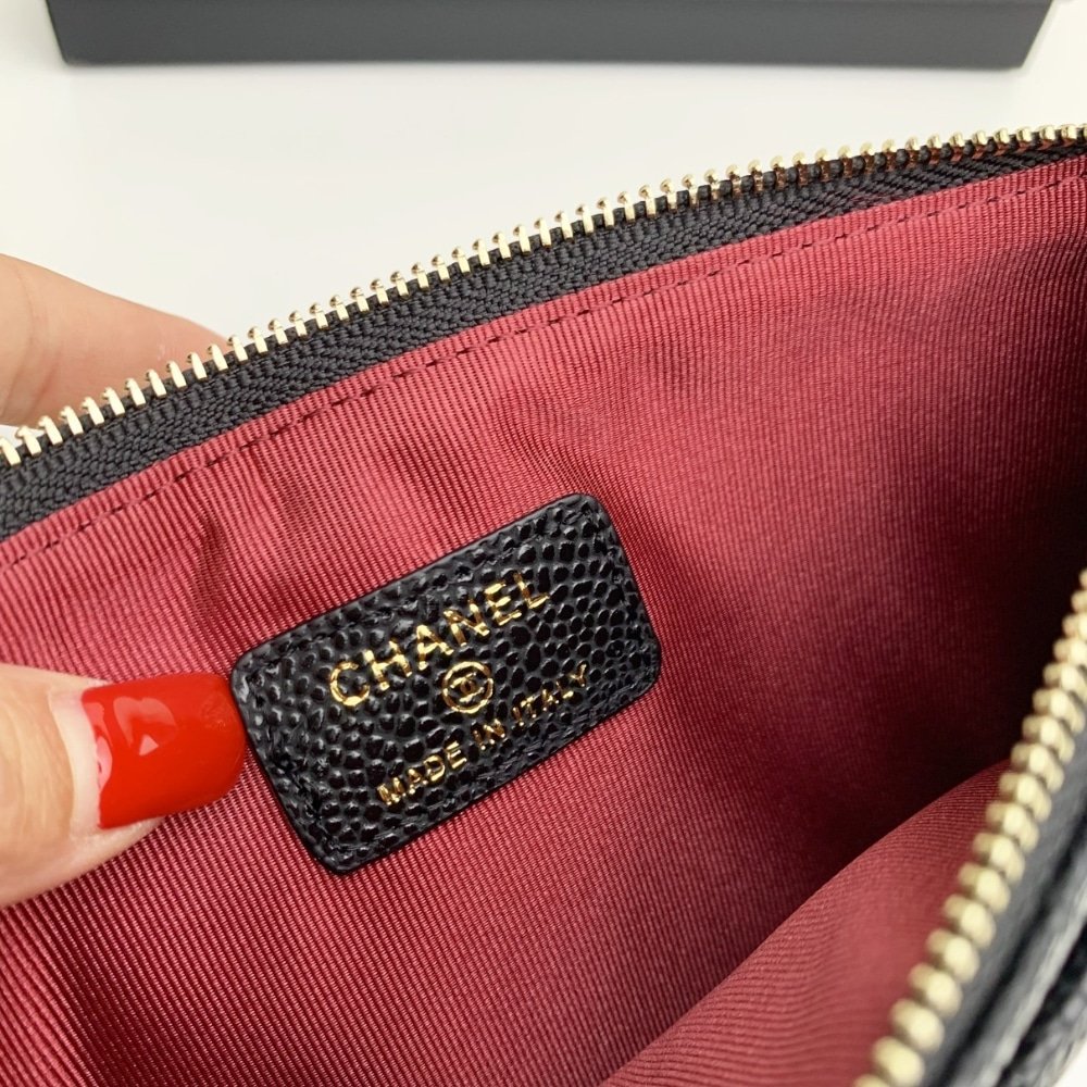 Ch**el Classic Zip Pouch Caviar Wallet Black 22Cm