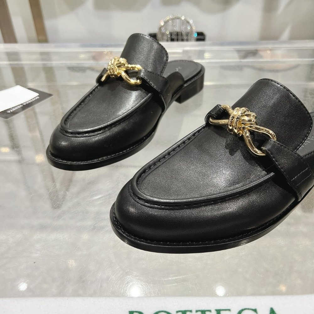 B0tt*ga Ven*ta Astaire Loafer Black 817519V5Dz01000