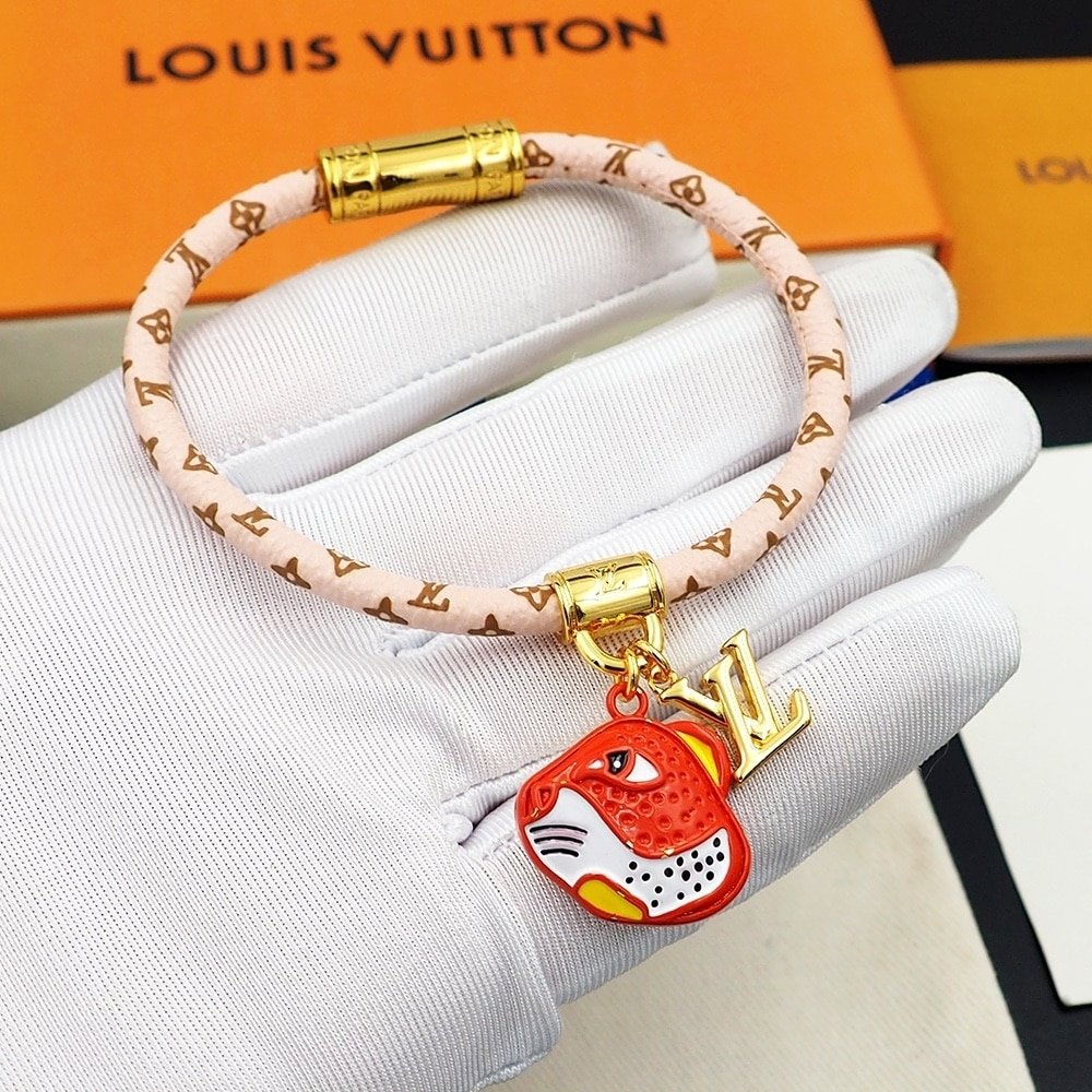 L0vis Vvtt0n Animogram Bracelet M8677F