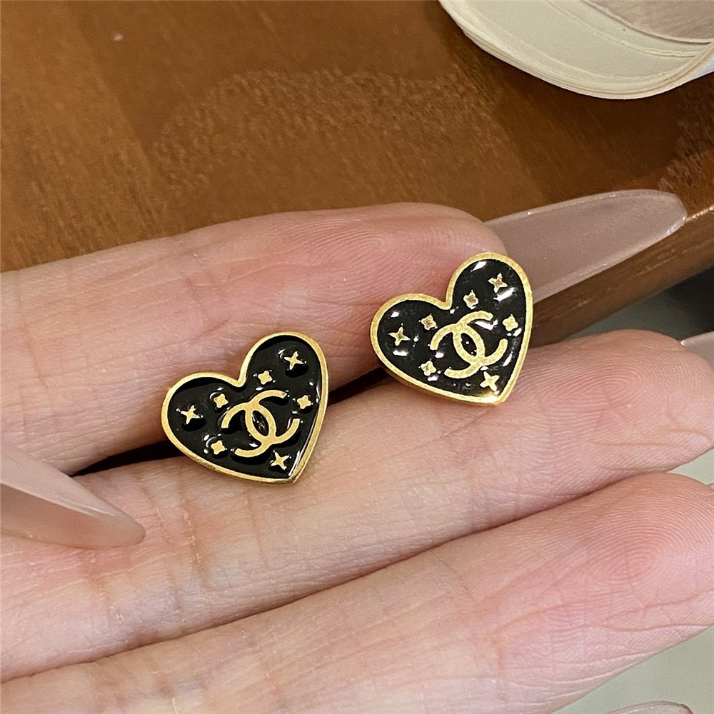 Ch**el Metal Enamel Cc Heart Earrings Gold Black