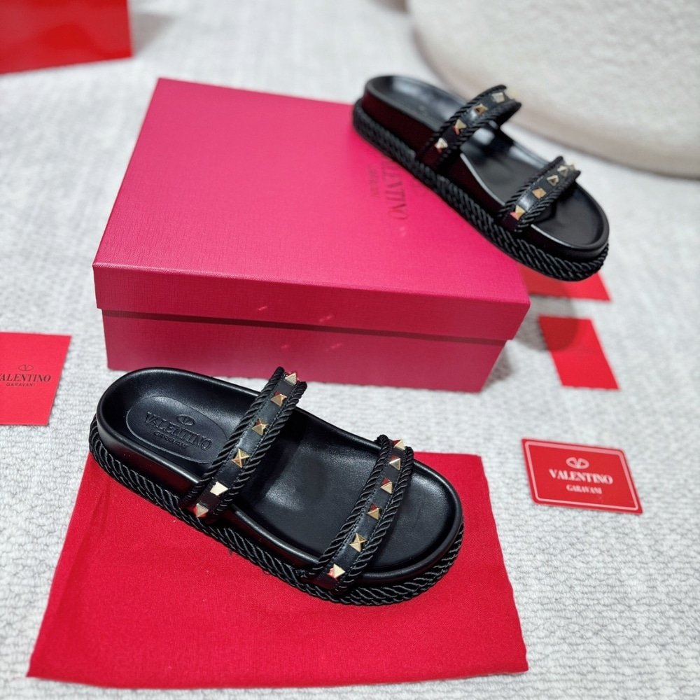 Va1e*ntin0 Garavani Rockstud Leather Espadrille Slide In Black 6W2S0Jr3Bae