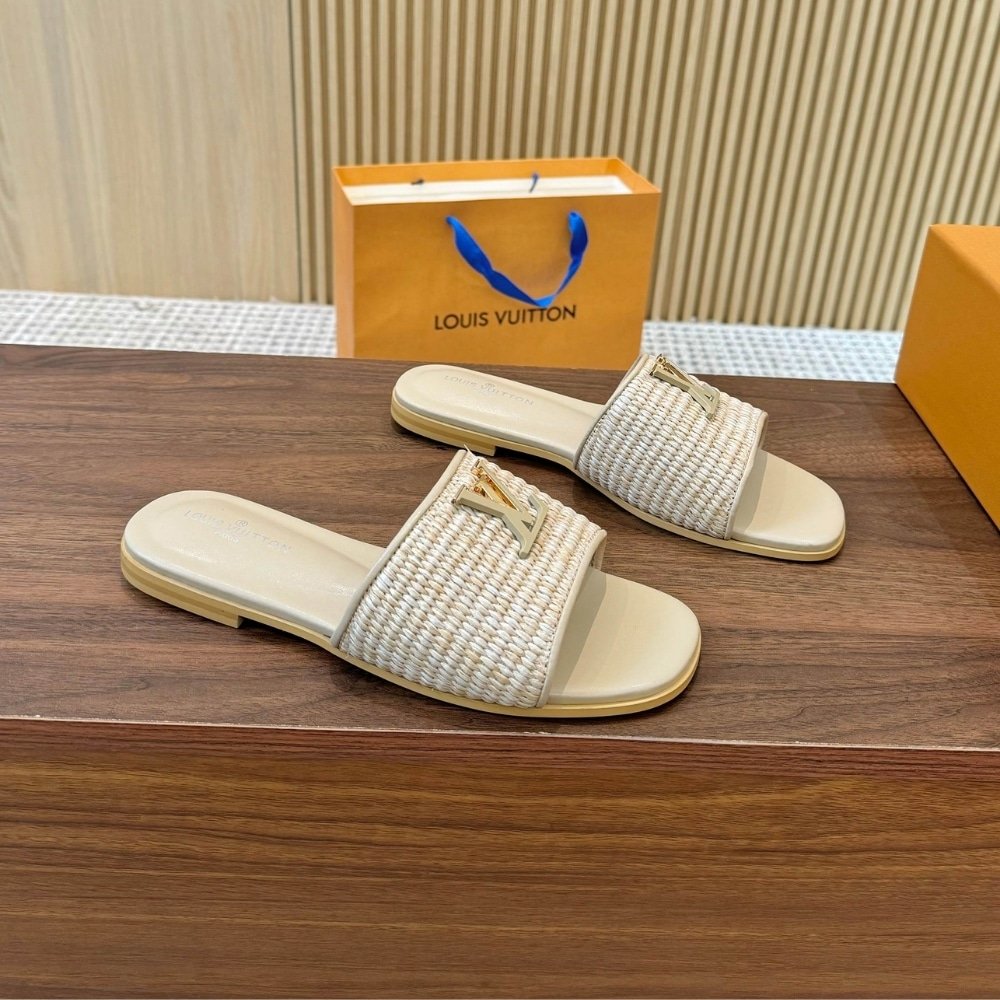 L0vis Vvtt0n Mare Flat Mule Natural 1Ahlyg