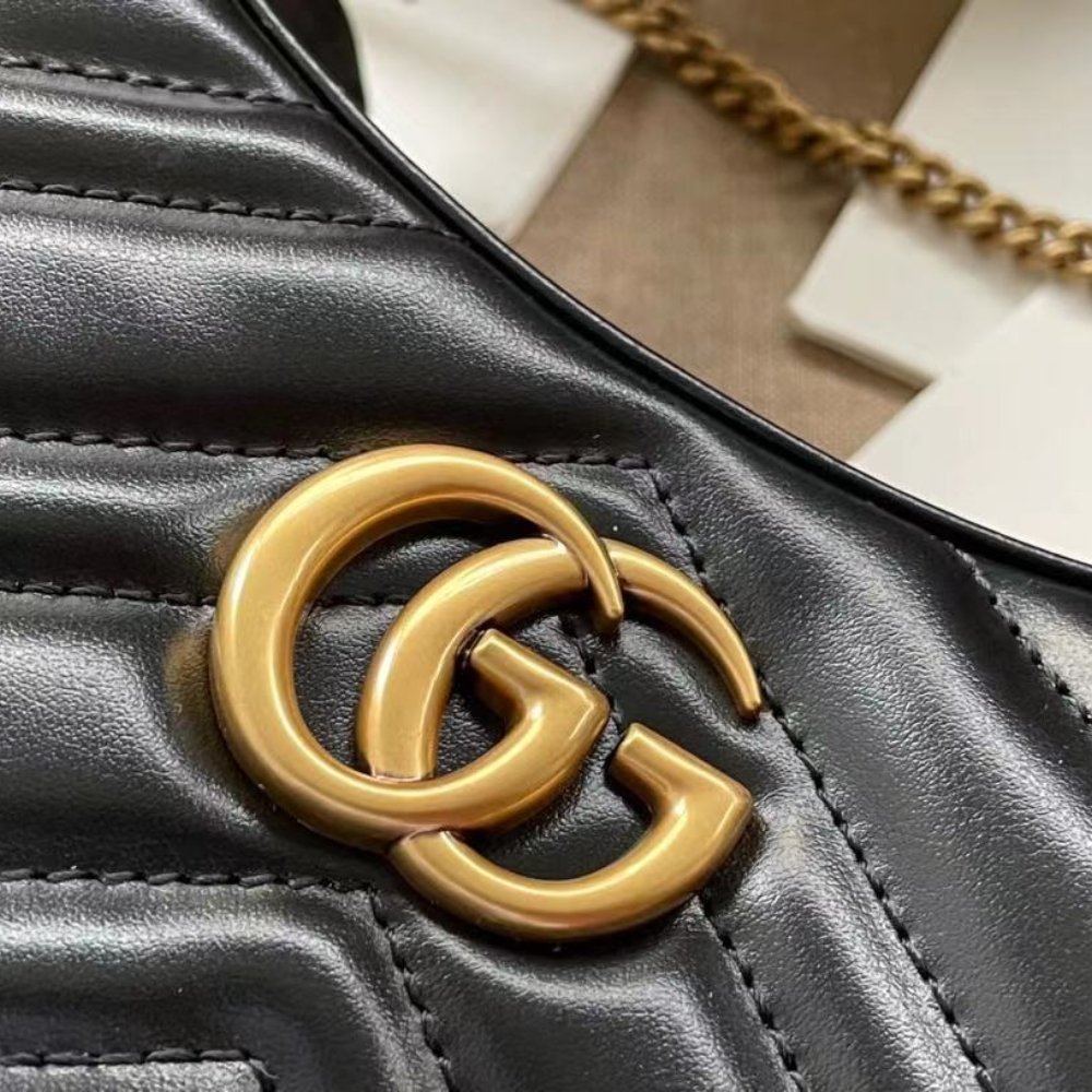 Gvc*1 Gg Marmont Small Shoulder Bag Black 21Cm 699514 Dtdht 1000