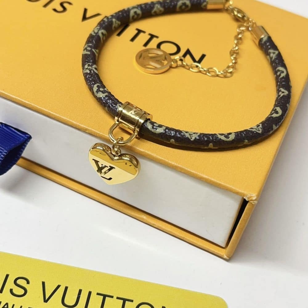 L0vis Vvtt0n Blooming Heart Bracelet Monogram Brown M8907Z