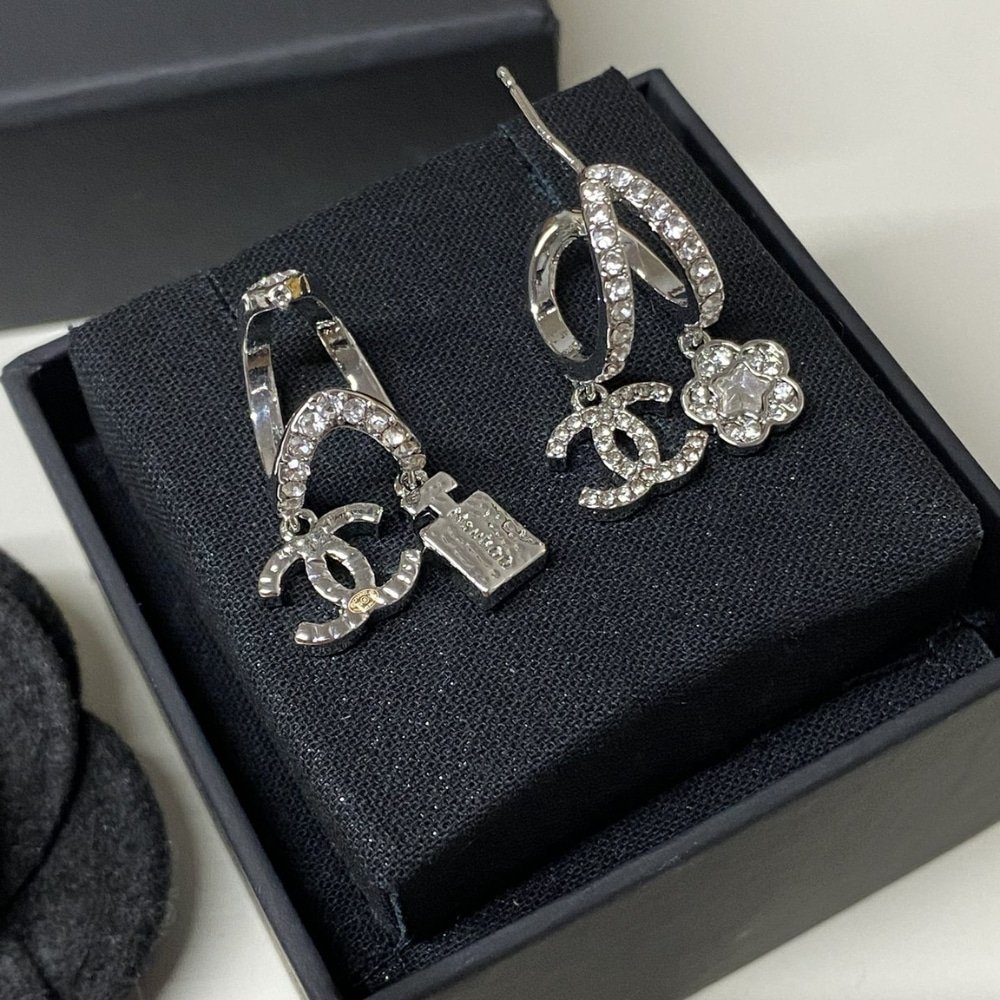 Ch**el Pendant Earrings Crystal Silver Abf199 B19948 Nafvp