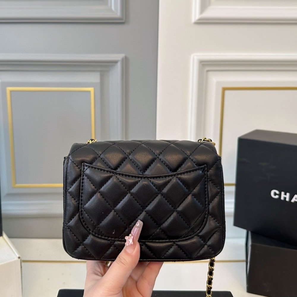 Ch**el Classic Mini Crossbody Bag Black 16Cm