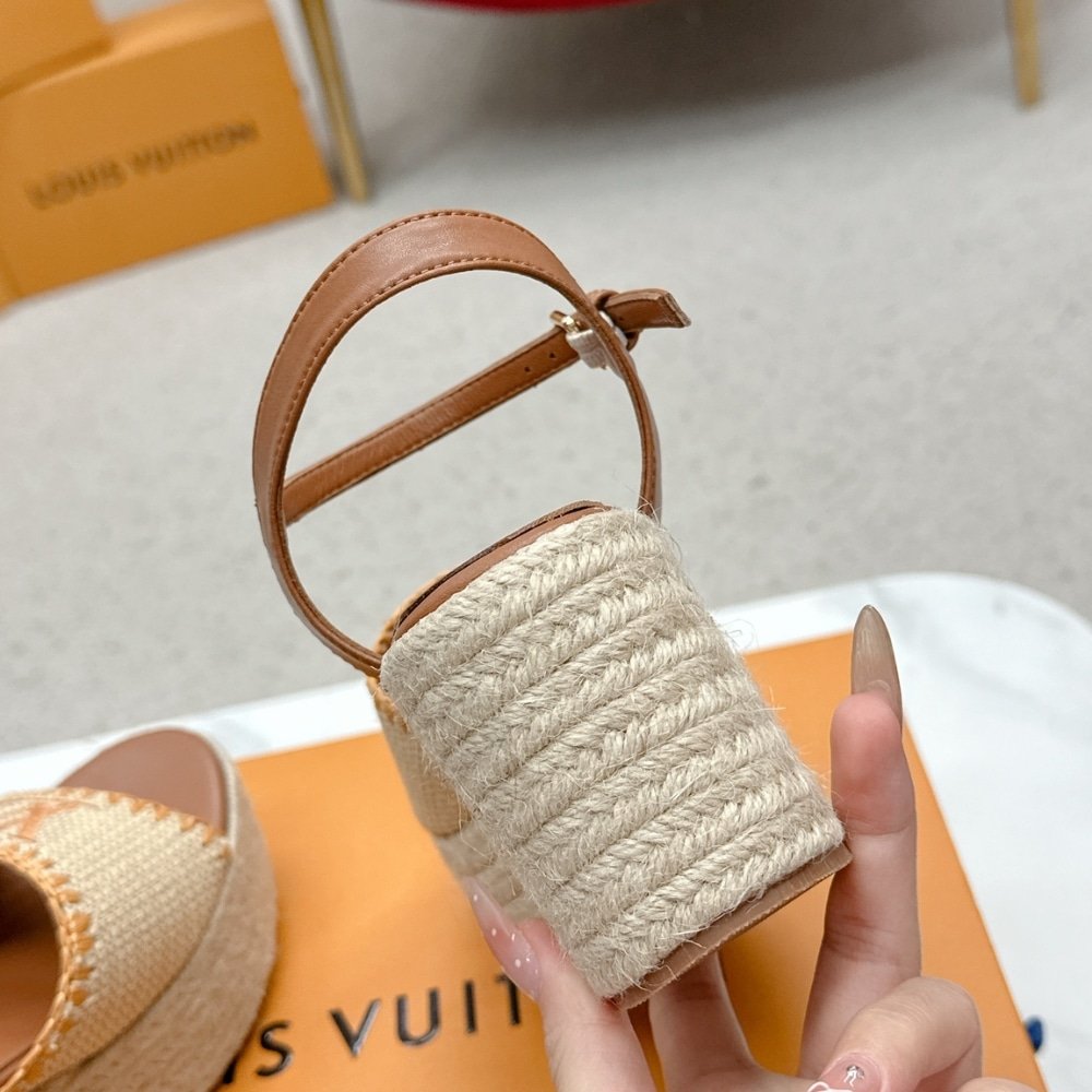 L0vis Vvtt0n Helios Wedge Sandal Raffia Brown