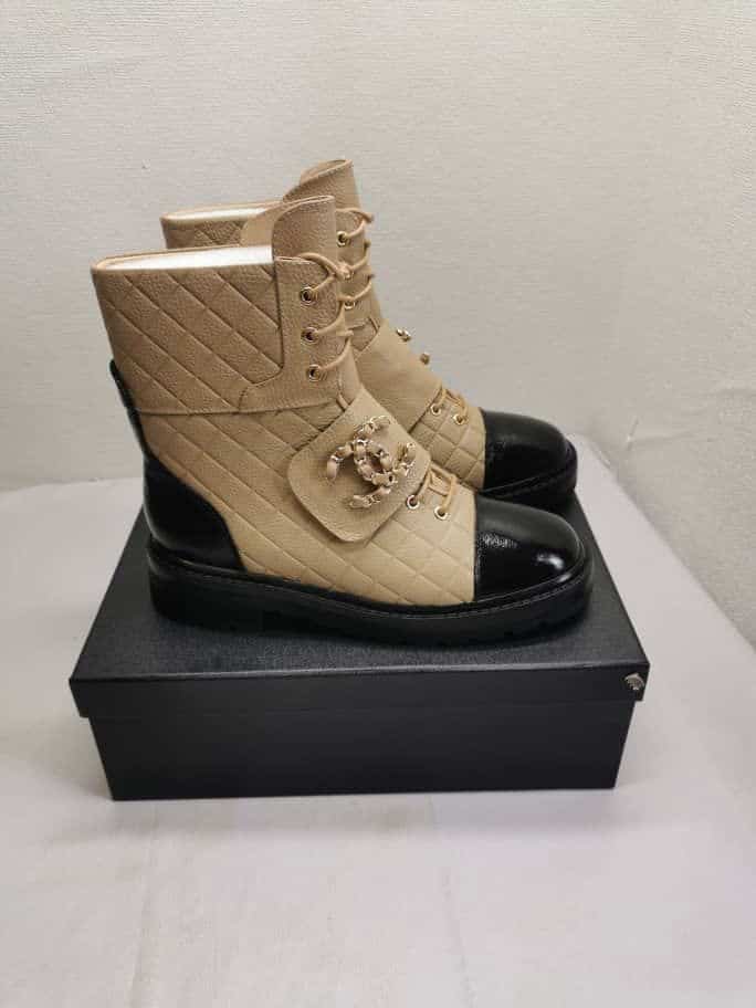 Ch**el Lace Up Boots Beige Black G39516 Y56261 K5119