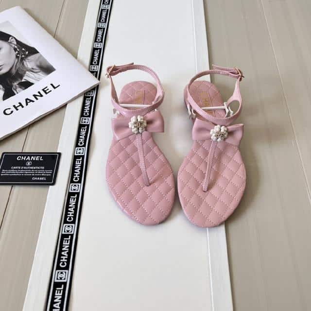 Ch**el Pink Quilted Leather With White Camellia Cc Logo Bow Thong Sandals