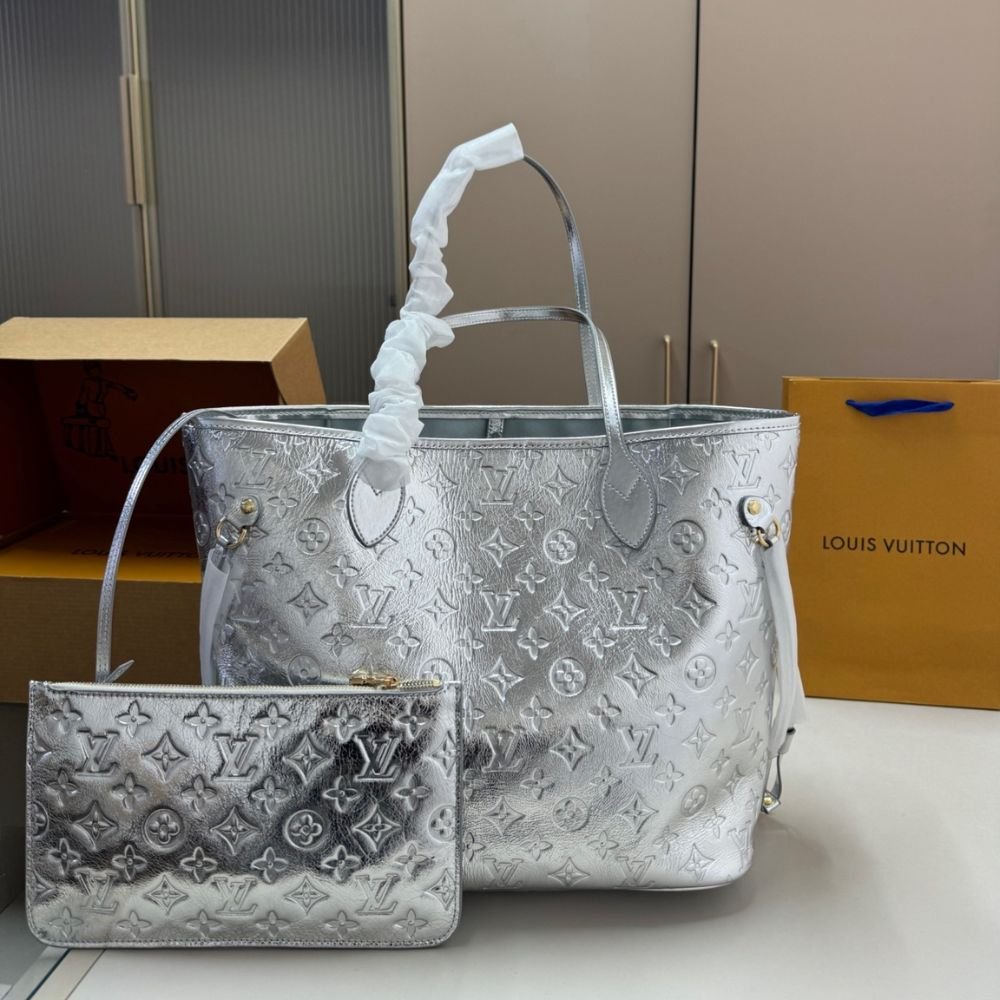 L0vis Vvtt0n Neverfull MM Silver 32Cm