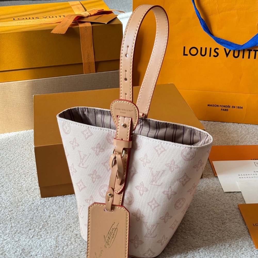 L0vis Vvtt0n All In BB Monogram Origine Lin 19Cm M28335