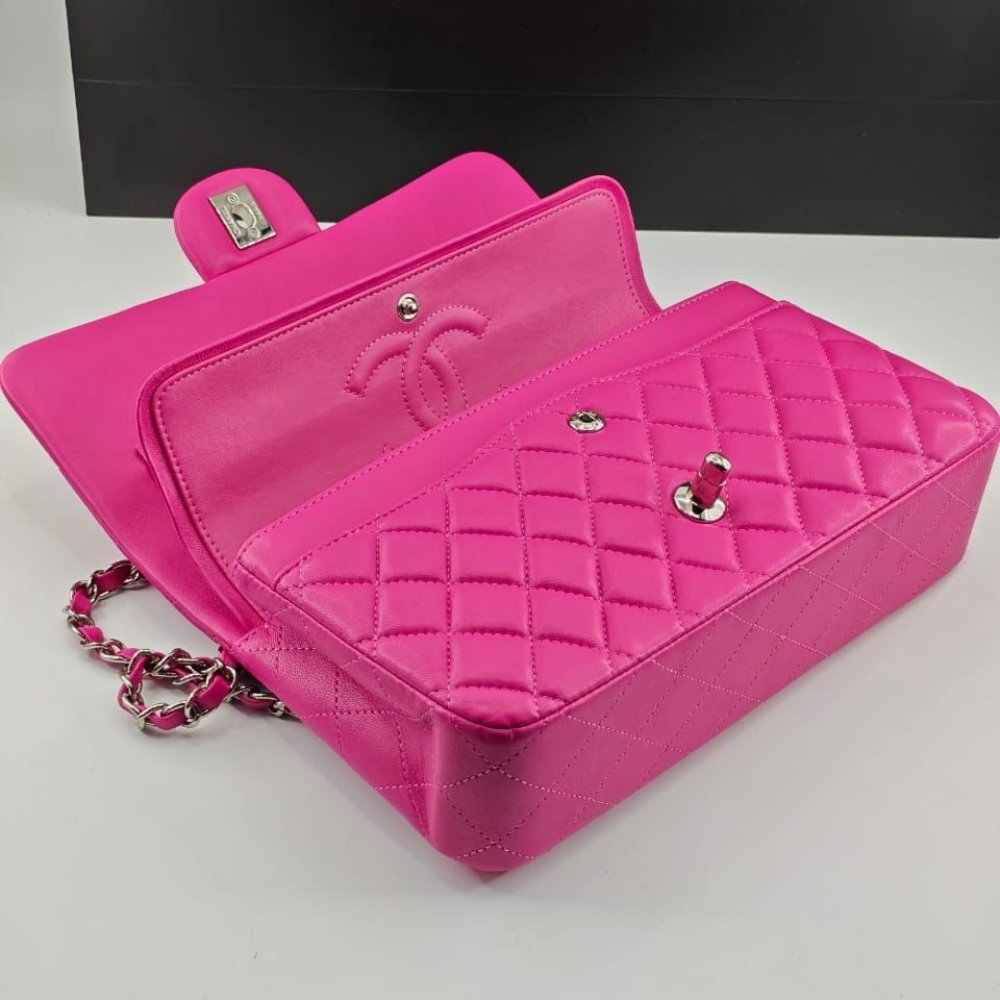Ch**el Classic Medium Flap Bag With Silver Hardware Pink 25Cm