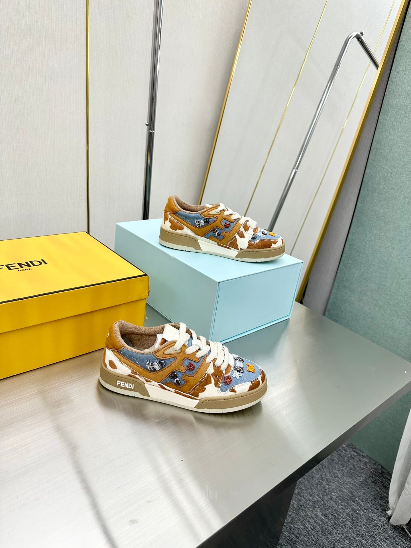 F**di Match Suede Low Tops Brown And Blue