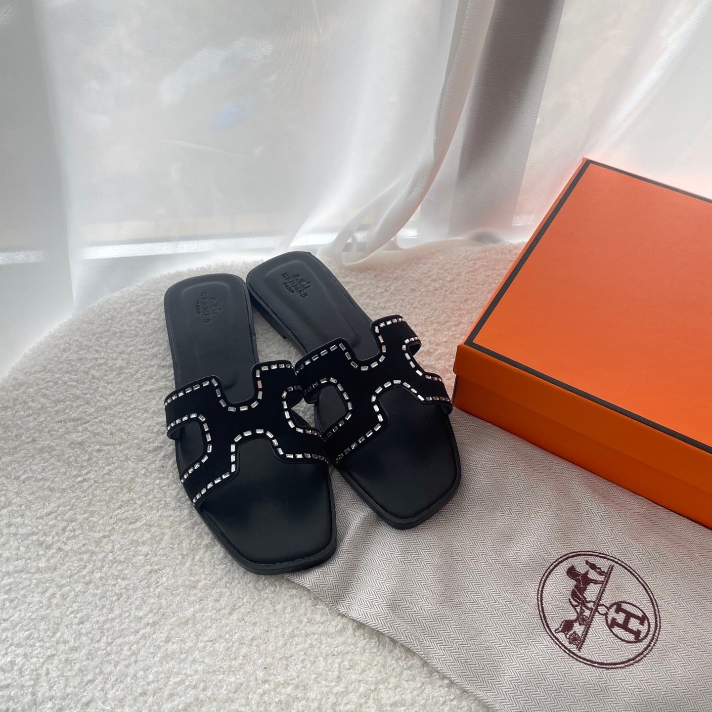 H**me5 Oran Sandal Noir H232161Zv02350
