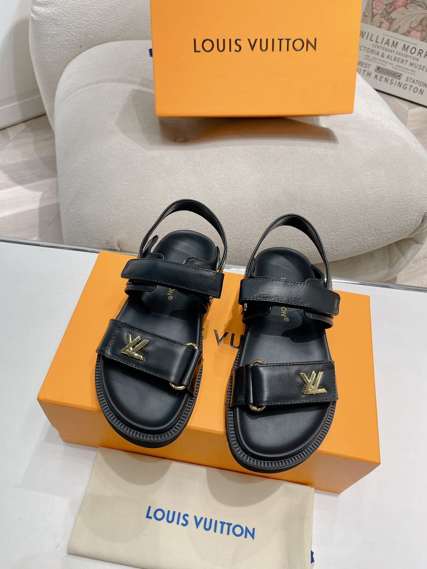 L0vis Vvtt0n Lv Sunset Flat Comfort Sandals Black 1Abw6W
