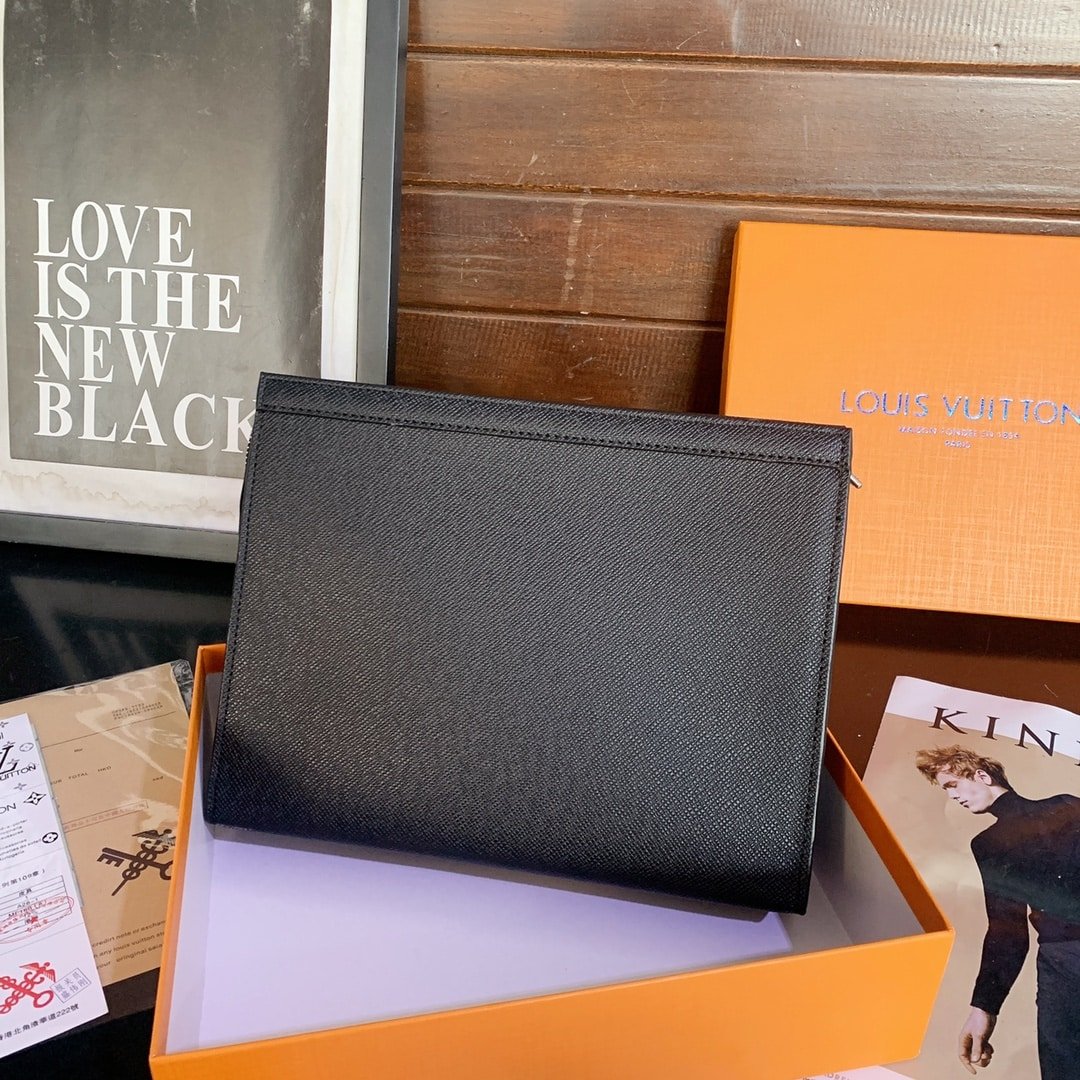 L0vis Vvtt0n Voyage Mm Pochette Black 26Cm M30450