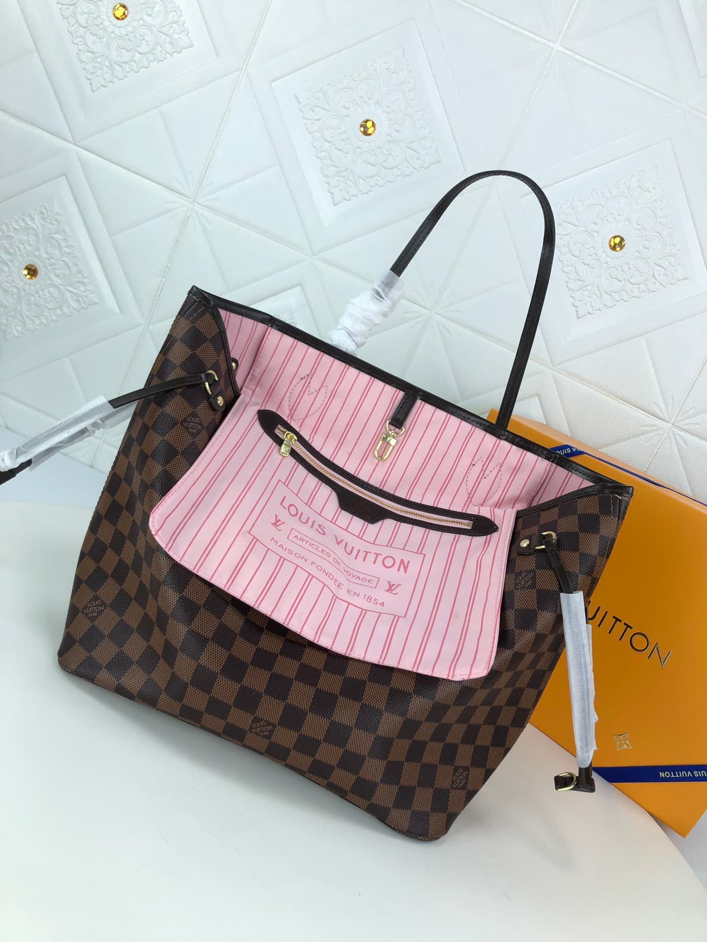 L0vis Vvtt0n Damier Ebene Neverfull Mm Brown And Light Pink 32Cm N41603