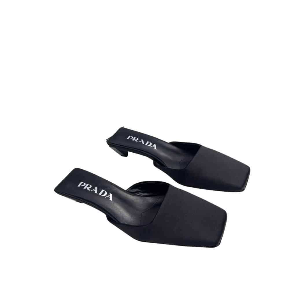 Pra*a Leather Mules Black