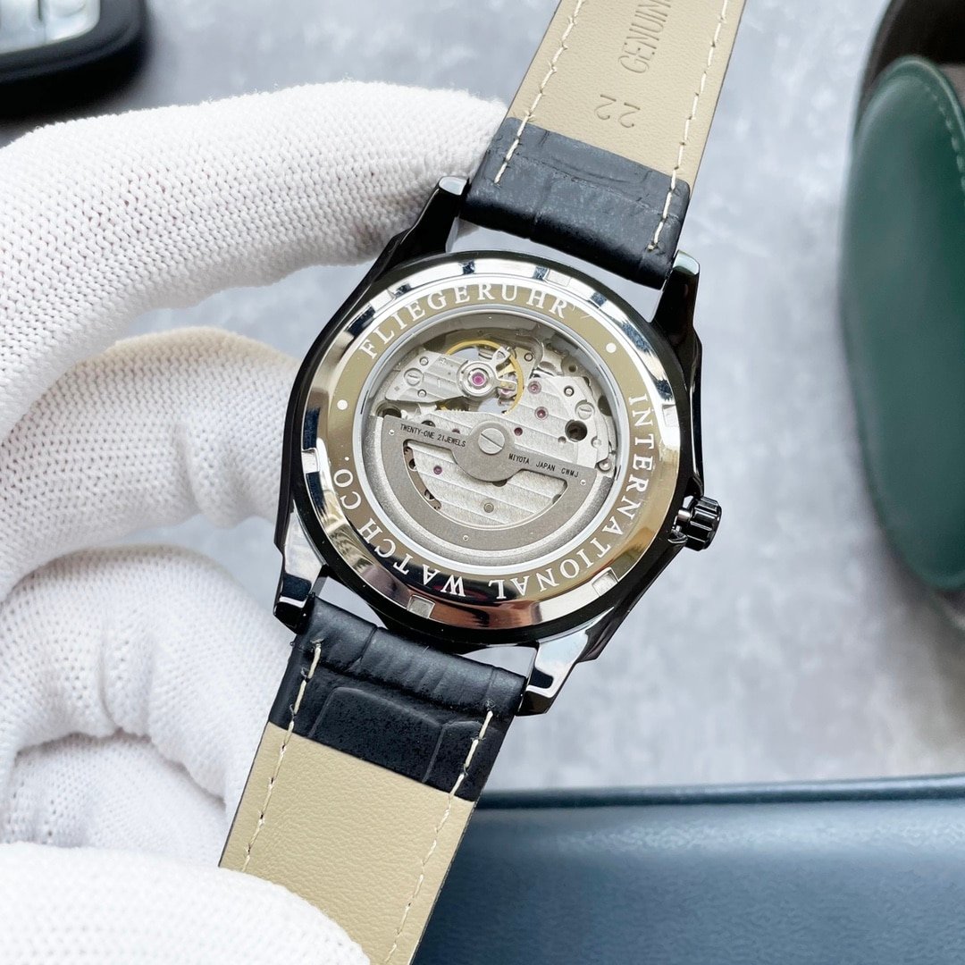 R01ex Oyster Perpetual Cosmograph Moonphase Black Dial 40Mm