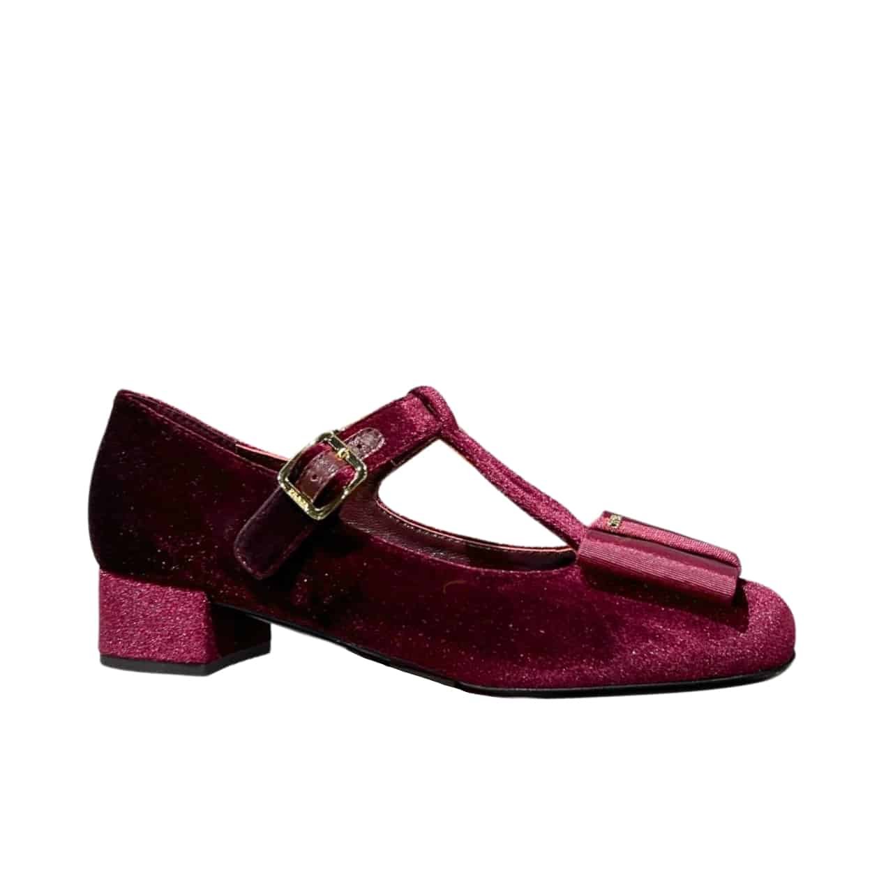 Pra*a Velvet Mary Pumps Red