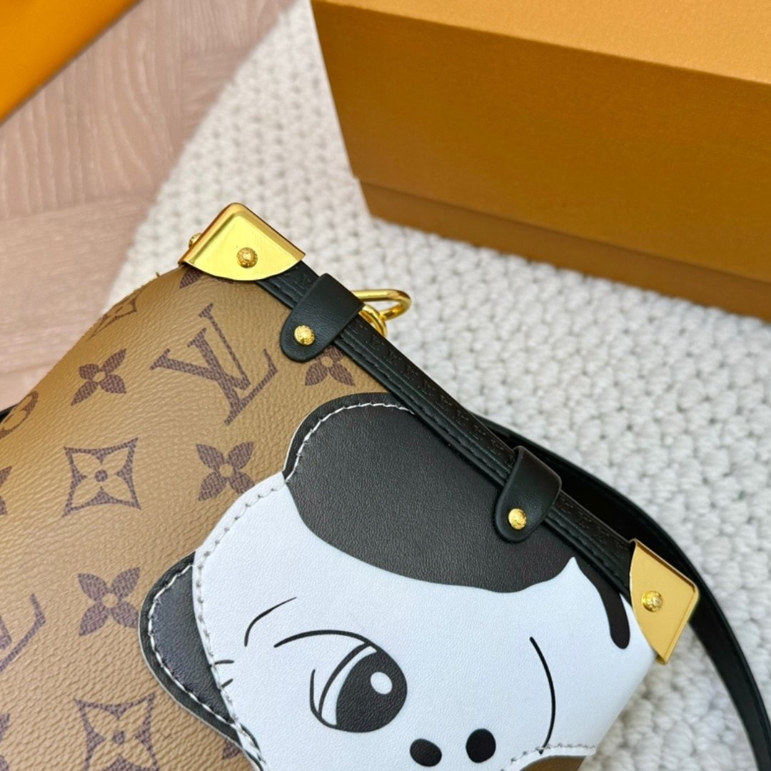 L0vis Vvtt0n Side Trunk Mm Monogram Reverse Coated Canvas 23Cm M47202