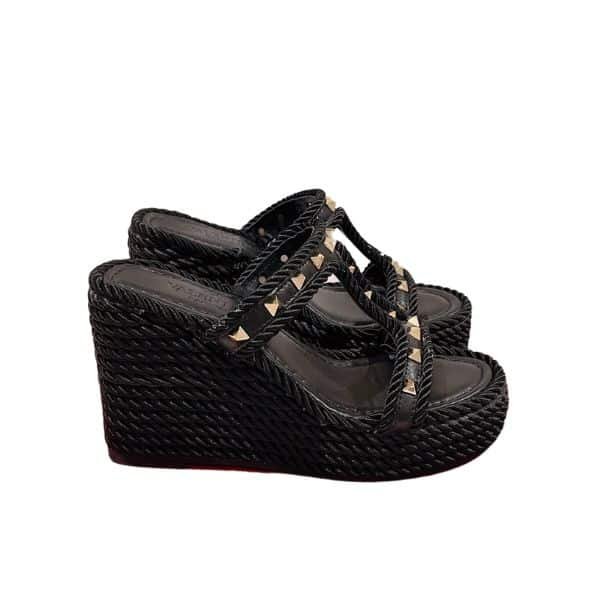 Va1e*ntin0 Rockstud Wedge In Calfskin Black