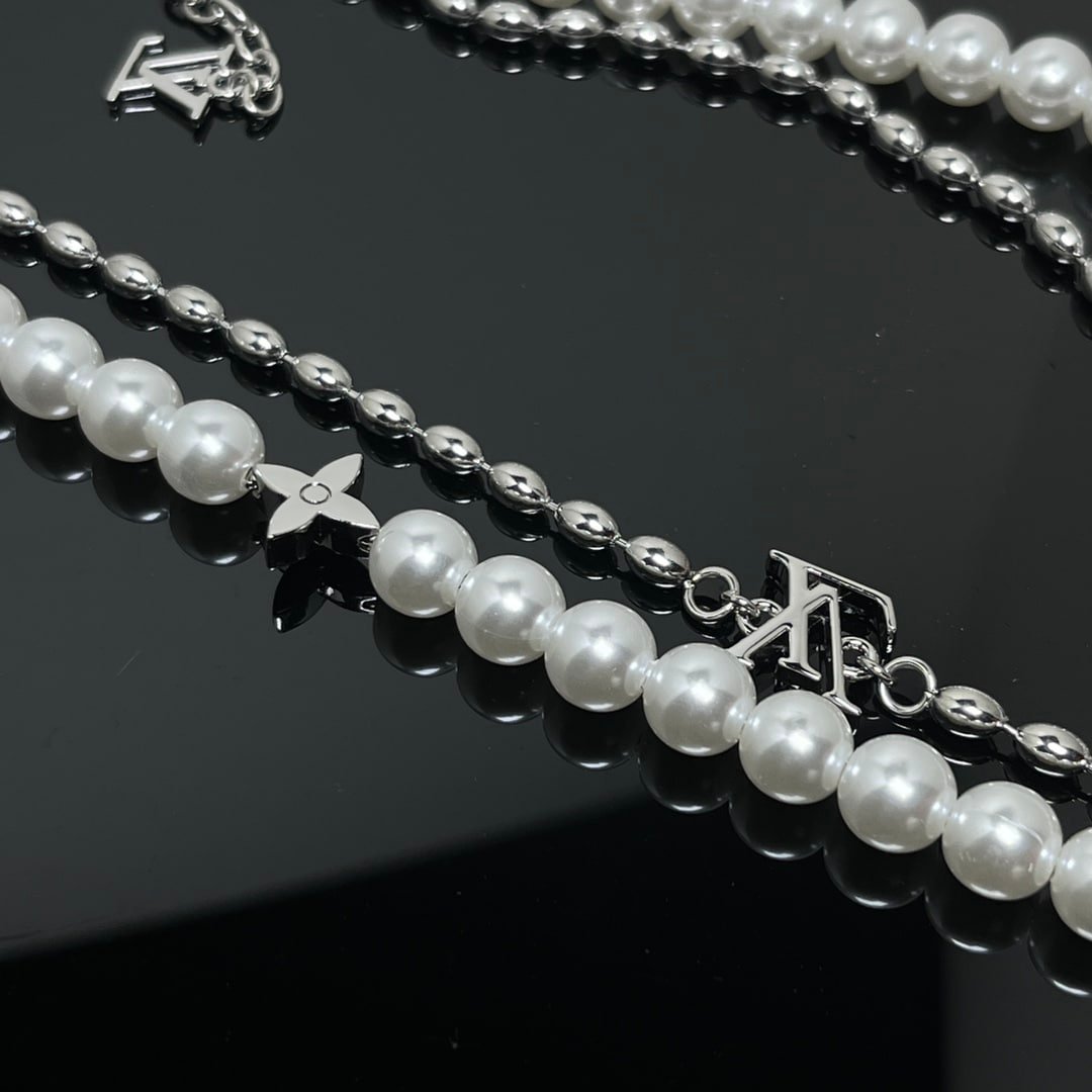 L0vis Vvtt0n Pearls Fusion Necklace Silver M01781