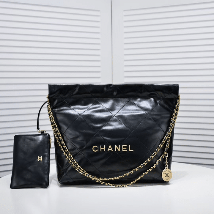 Ch**el 22 Handbag Shiny And Gold Tone Metal Black 42Cm AS3261 B19059 94305